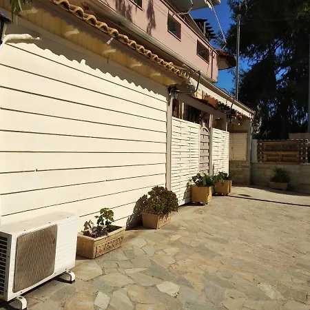 Alternative Country House 10 Minutes From Athens Airport Artemida  Buitenkant foto