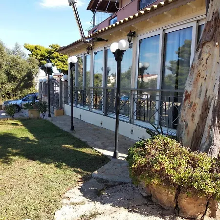 Alternative Country House 10 Minutes From Athens Airport Artemida  Buitenkant foto