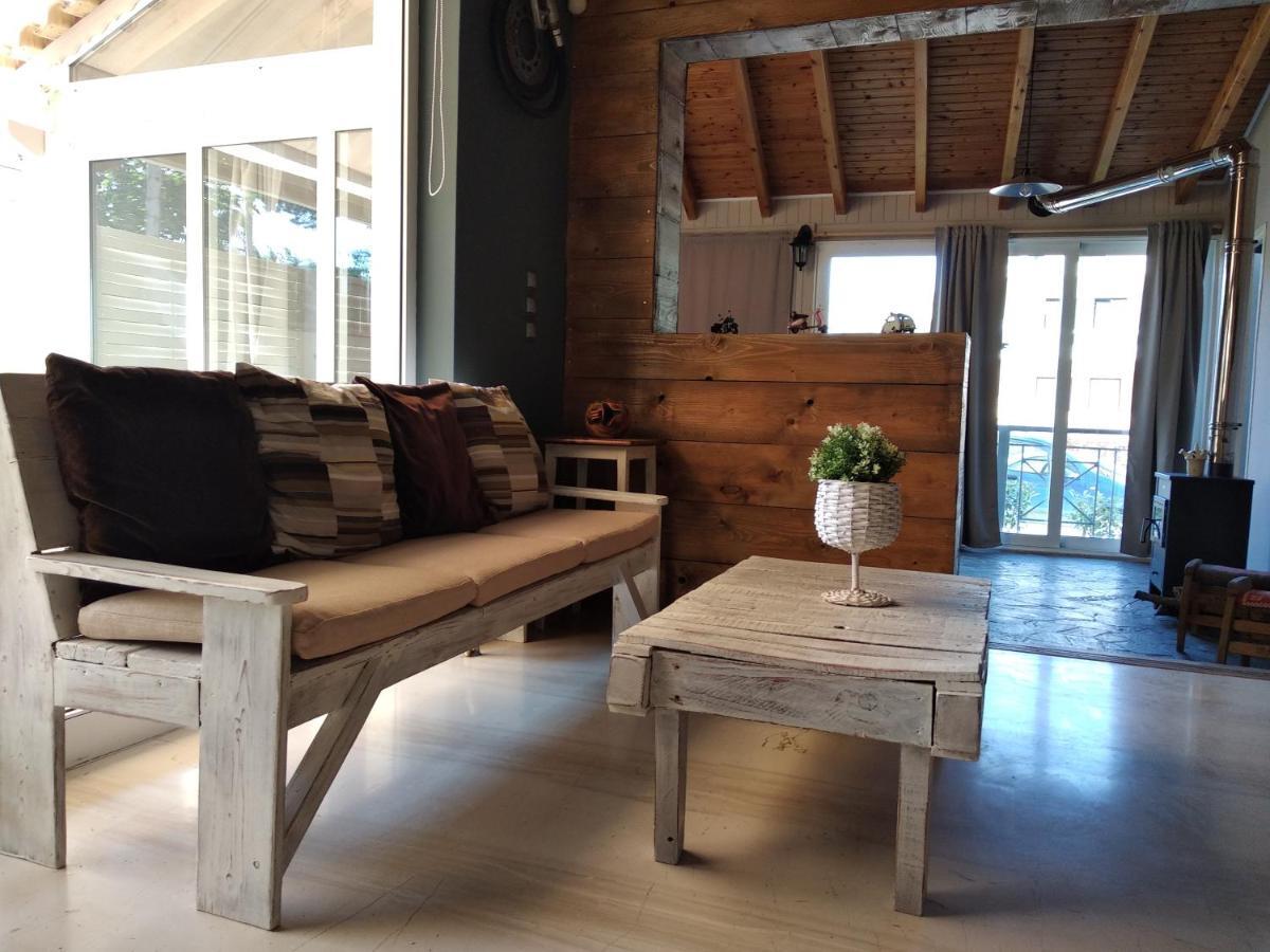 Alternative 10 Minutes From Athens Airport