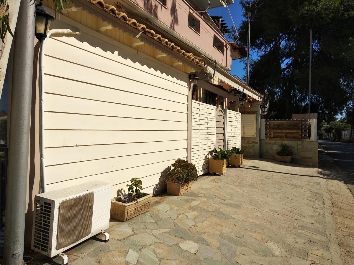 Alternative 10 Minutes From Athens Airport Holiday home Artemida (Attica)