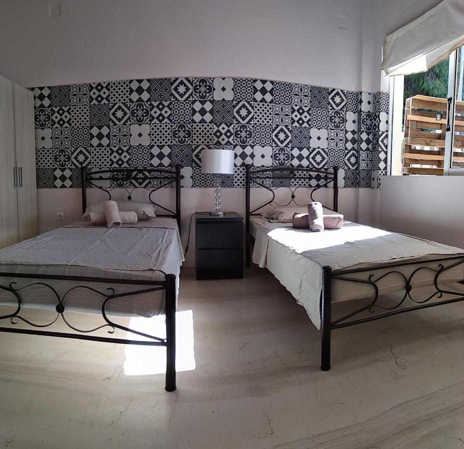 Holiday home Alternative 10 Minutes From Athens Airport